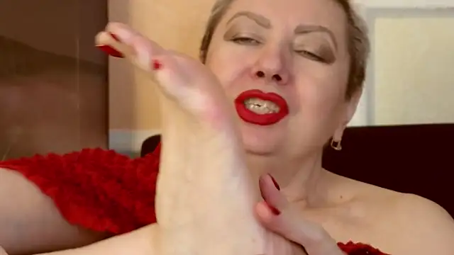 LadyPosh online show from 11/11/25, 10:47