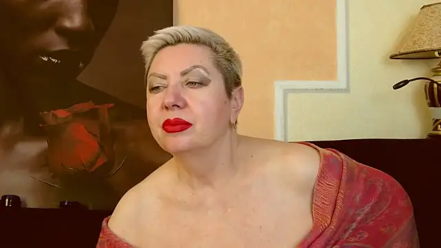 Snapshot of LadyPosh chatting on 03/06/25, 04:30 LadyPosh online show from 03/06/25, 04:30
