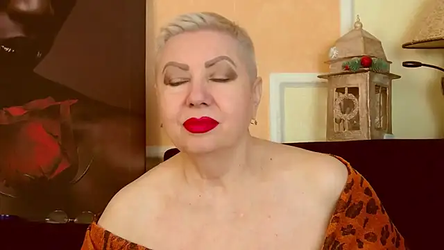 LadyPosh online show from 04/22/26, 10:16
