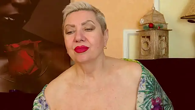 LadyPosh online show from 12/17/25, 11:10