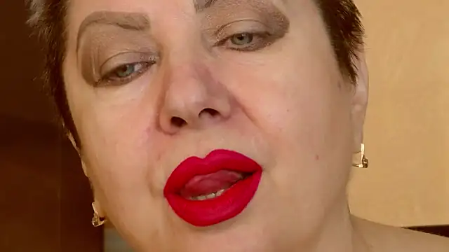 Snapshot of LadyPosh chatting on 02/27/26, 08:08 LadyPosh online show from 02/27/26, 08:08