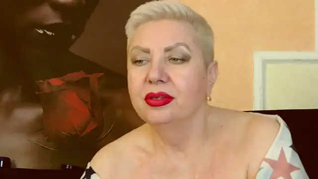 Snapshot of LadyPosh chatting on 02/07/25, 02:50 LadyPosh online show from 02/07/25, 02:50