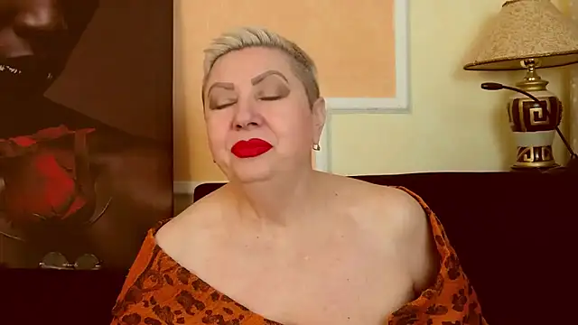 LadyPosh online show from 05/06/26, 07:07