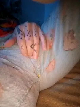 vamporasuccubus19777 online show from 10/28/25, 06:01