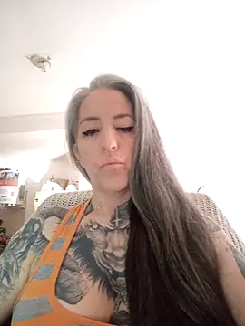 vamporasuccubus19777 online show from 11/12/25, 10:19