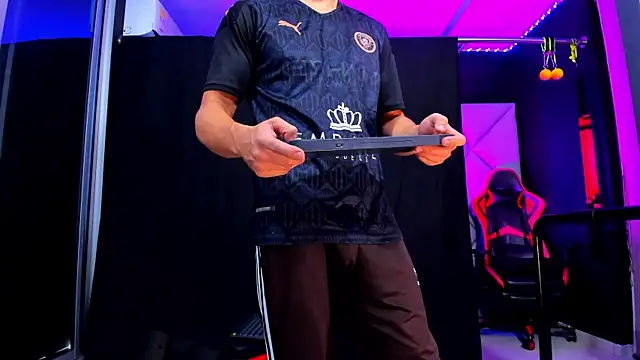 Aydenmiller96 online show from 10/27/25, 07:15