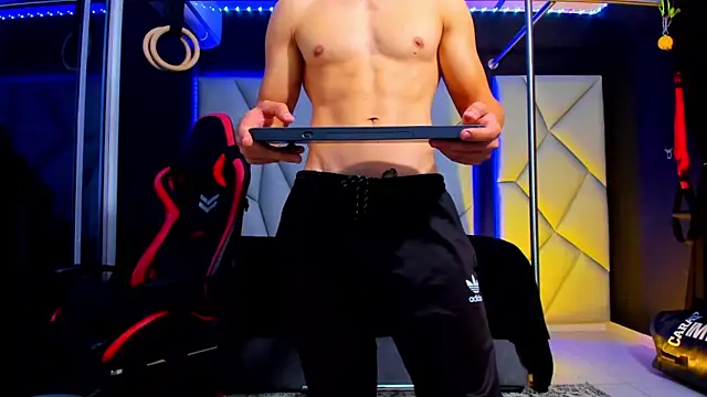 Aydenmiller96 online show from 02/06/26, 06:42