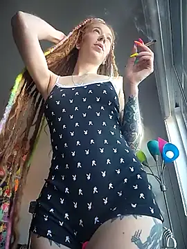 LucidLucy online show from 09/29/25, 02:12