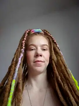 Snapshot of LucidLucy chatting on 01/07/26, 02:11 LucidLucy online show from 01/07/26, 02:11