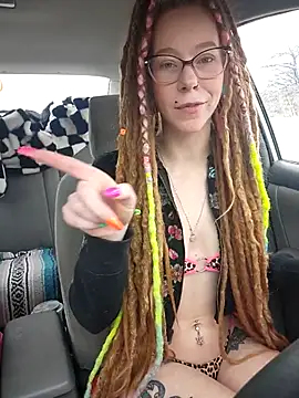 LucidLucy online show from 03/31/26, 02:52