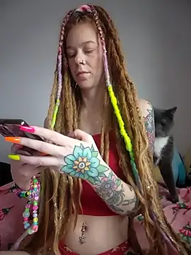 LucidLucy online show from 12/15/25, 02:12