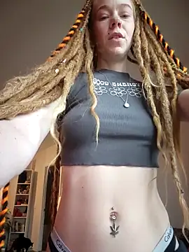 LucidLucy online show from 10/19/25, 08:55