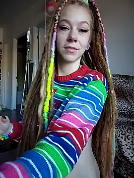 LucidLucy online show from 10/14/25, 02:50