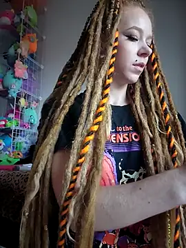 LucidLucy online show from 11/06/25, 01:04