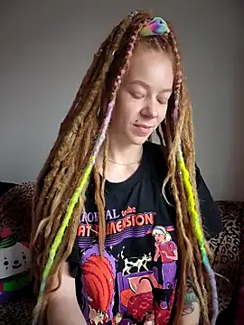 LucidLucy online show from 10/07/25, 12:39