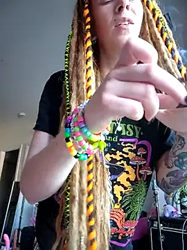 LucidLucy online show from 10/27/25, 01:45