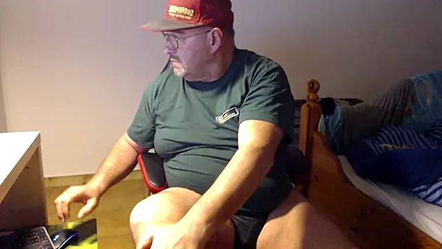 Snapshot of fraboys chatting on 03/03/26, 03:19 fraboys online show from 03/03/26, 03:19