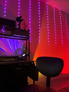 thebrattygoddess online show from 11/13/25, 12:31