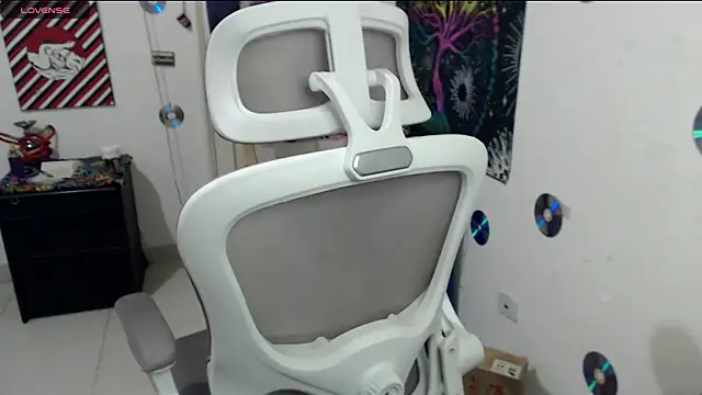 xherry horny online show from 12/16/25, 07:51