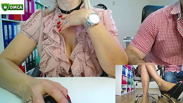 Snapshot of secret-office chatting on 09/20/25, 05:23 secret-office online show from 09/20/25, 05:23