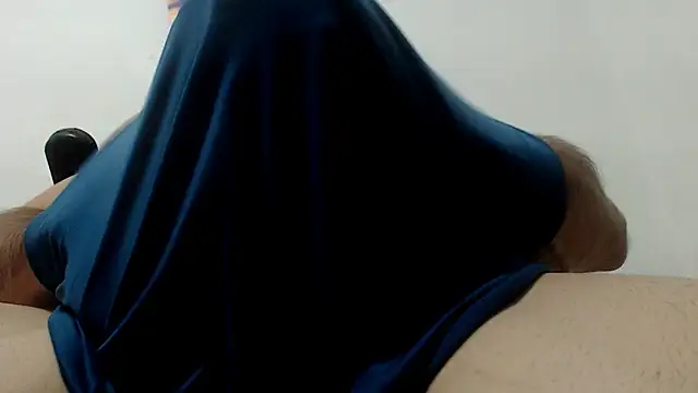 sexy fit guy on cam online show from 02/13/25, 09:17
