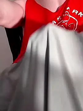 sexy fit guy on cam online show from 12/29/24, 08:22