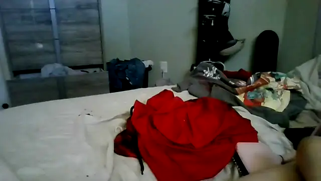 kimsupremesissy online show from 04/19/26, 01:56