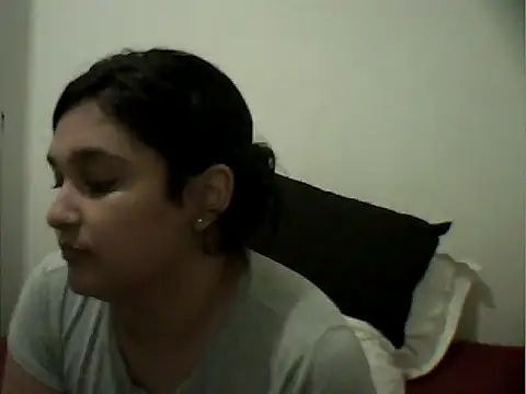 Snapshot of Indianbloom- chatting on 02/20/25, 06:13 Indianbloom- online show from 02/20/25, 06:13