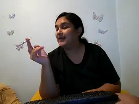Snapshot of Indianbloom- chatting on 10/05/25, 09:49 Indianbloom- online show from 10/05/25, 09:49