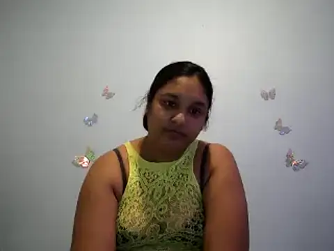 Snapshot of Indianbloom- chatting on 09/25/25, 02:12 Indianbloom- online show from 09/25/25, 02:12