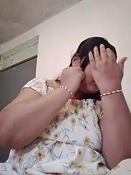 Indianbloom- online show from 11/08/25, 09:24