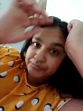 Indianbloom- online show from 12/14/25, 10:43