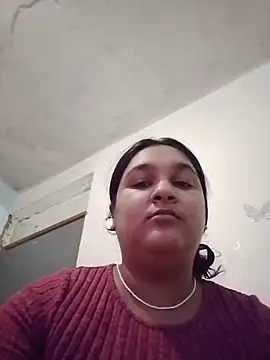 Indianbloom- online show from 12/01/25, 08:15