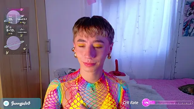 Snapshot of Littlebunny21 chatting on 12/06/24, 08:56 Littlebunny21 online show from 12/06/24, 08:56