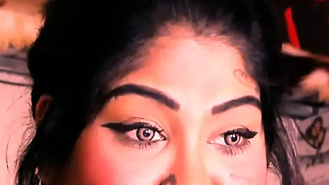 indian dreamgirl online show from 10/13/25, 09:16