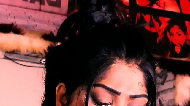 indian dreamgirl online show from 10/15/25, 09:01