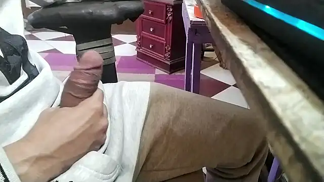 growing20yo online show from 03/19/26, 12:21
