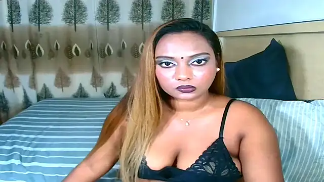 Snapshot of sexyindianchic chatting on 03/14/25, 10:27 sexyindianchic online show from 03/14/25, 10:27