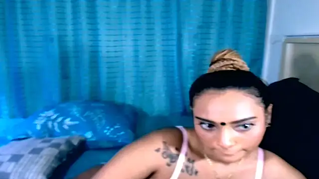 sexyindianchic online show from 04/02/26, 10:00