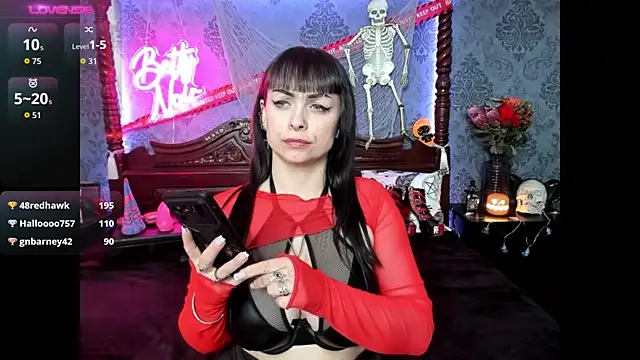 BettyNoir online show from 11/08/25, 09:07