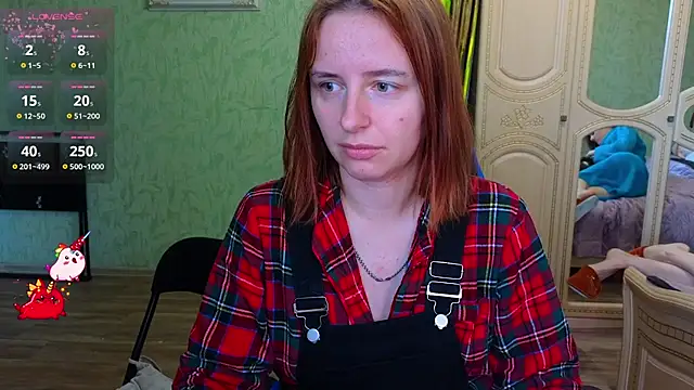 DanaMartina online show from 10/09/25, 10:16