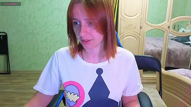 DanaMartina online show from 10/08/25, 02:51
