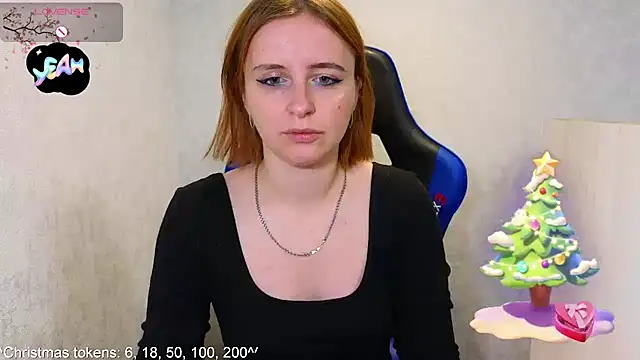 DanaMartina online show from 12/19/25, 04:20