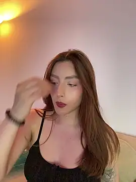Snapshot of Anavi_ chatting on 07/15/26, 11:34 Anavi online show from 07/15/26, 11:34
