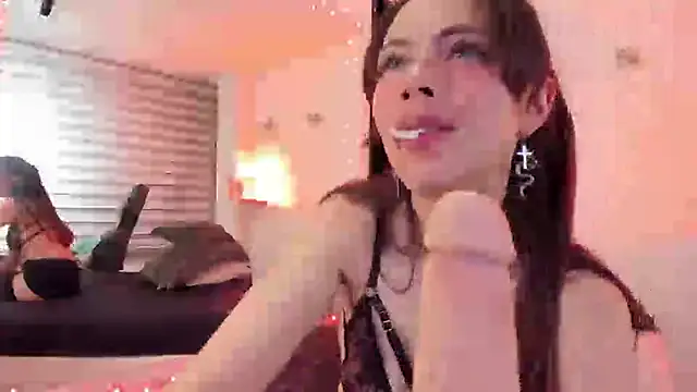 GABY DAVIS online show from 10/15/25, 04:44