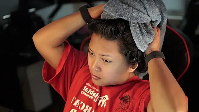 Snapshot of Bubbleliyah chatting on 12/28/24, 01:59 Bubbleliyah online show from 12/28/24, 01:59