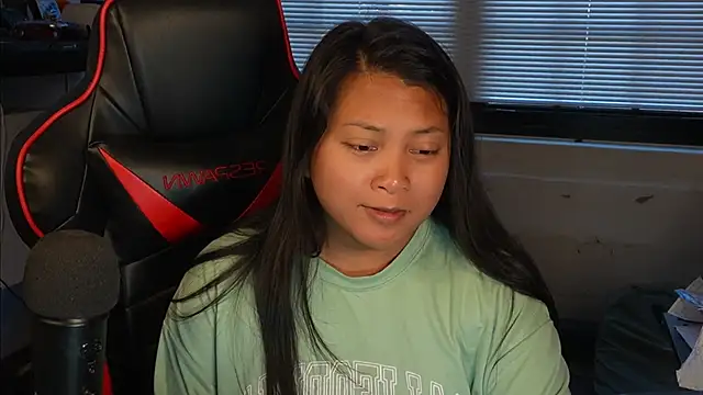 Snapshot of Bubbleliyah chatting on 01/15/26, 09:18 Bubbleliyah online show from 01/15/26, 09:18