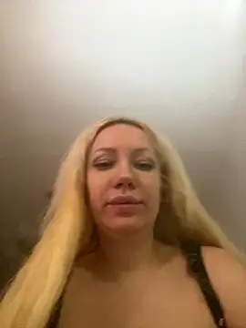 SofiaJoy online show from 10/29/25, 02:27