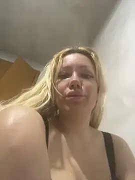 SofiaJoy online show from 04/12/26, 07:44