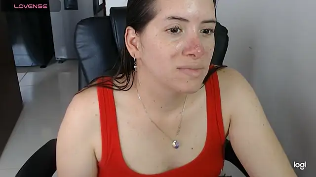 spicey latina online show from 05/31/26, 04:46